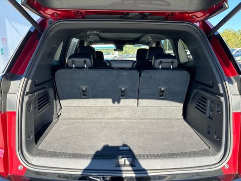 Used 2025 GMC Acadia Denali w/ Super Cruise Package image 26