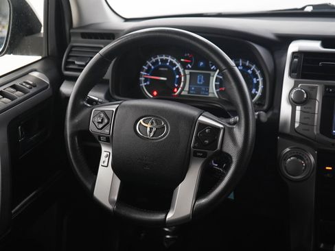 Used 2018 Toyota 4Runner SR5 Premium AWD/4WD image 14