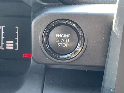 Used 2025 Toyota Tacoma SR image 25