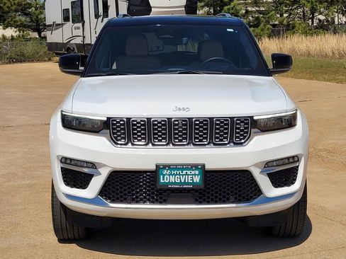 Used 2022 Jeep Grand Cherokee Summit w/ Advanced Protech Group IV image 2