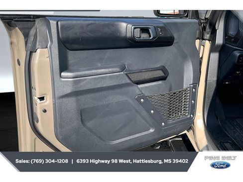 Used 2025 Ford Bronco Outer Banks w/ Sasquatch Package AWD/4WD image 17