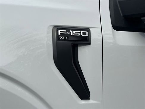 Used 2022 Ford F150 XLT w/ Equipment Group 302A High image 30