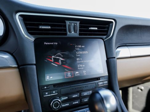 Certified 2017 Porsche 911 Carrera image 18