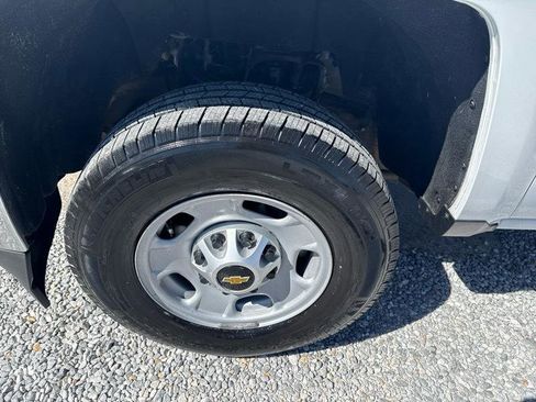 Used 2018 Chevrolet Silverado 2500 W/T w/ WT Convenience Package image 7