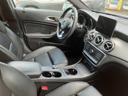 Used 2019 Mercedes-Benz GLA 250 4MATIC image 6