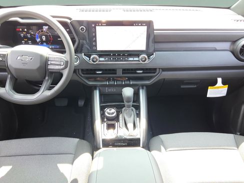 New 2026 Chevrolet Colorado Trail Boss AWD/4WD image 12