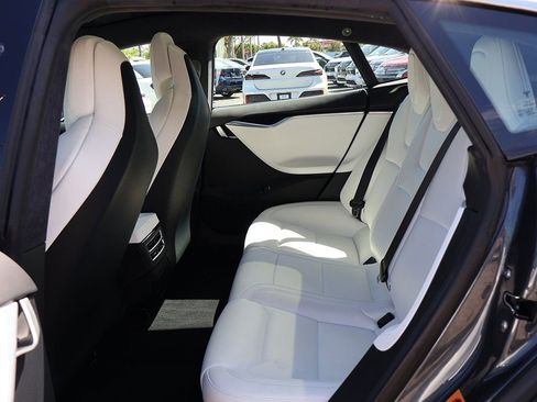 Used 2017 Tesla Model S 75 image 31