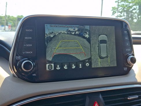 Used 2020 Hyundai Santa Fe Limited AWD/4WD image 19