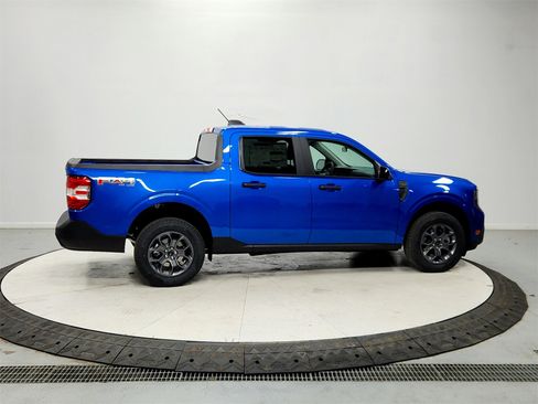 New 2025 Ford Maverick XLT w/ XLT Luxury Package image 8