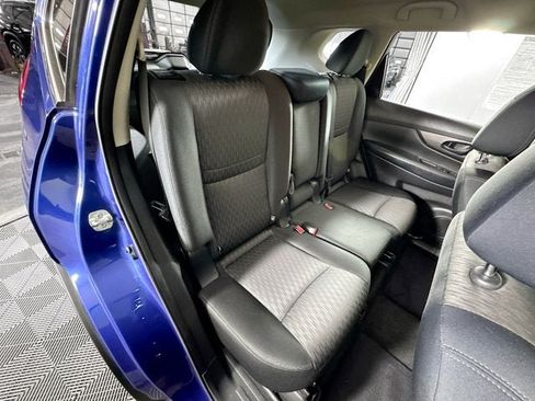 Used 2019 Nissan Rogue S AWD/4WD image 21