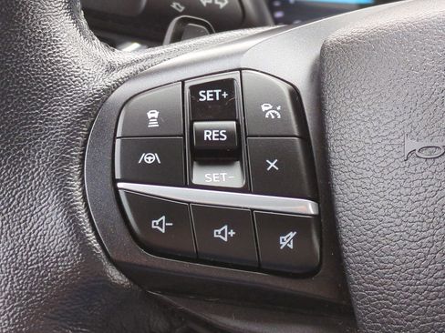 Used 2020 Ford Explorer XLT w/ Equipment Group 202A image 23