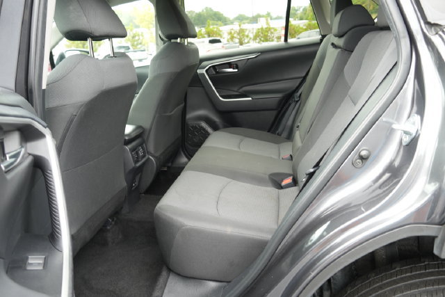 Used 2024 Toyota RAV4 XLE AWD/4WD image 14