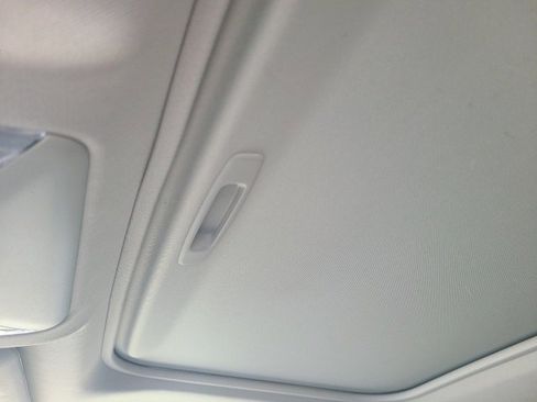 Used 2022 Toyota RAV4 XLE image 31