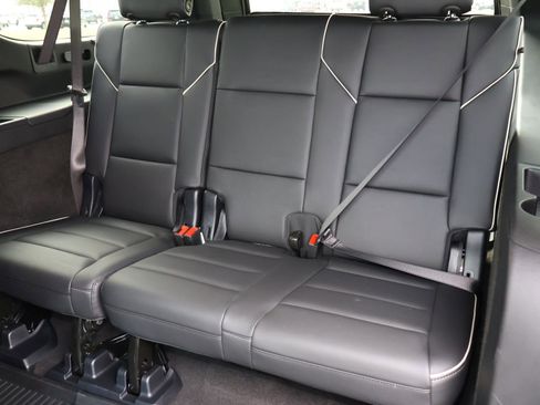 Used 2025 Cadillac Escalade ESV Premium Luxury w/ LPO, Floor Liner Package image 29