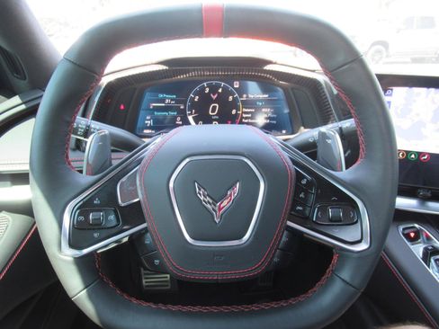 Used 2023 Chevrolet Corvette Stingray Premium Conv w/ Z51 Performance Package RWD image 25