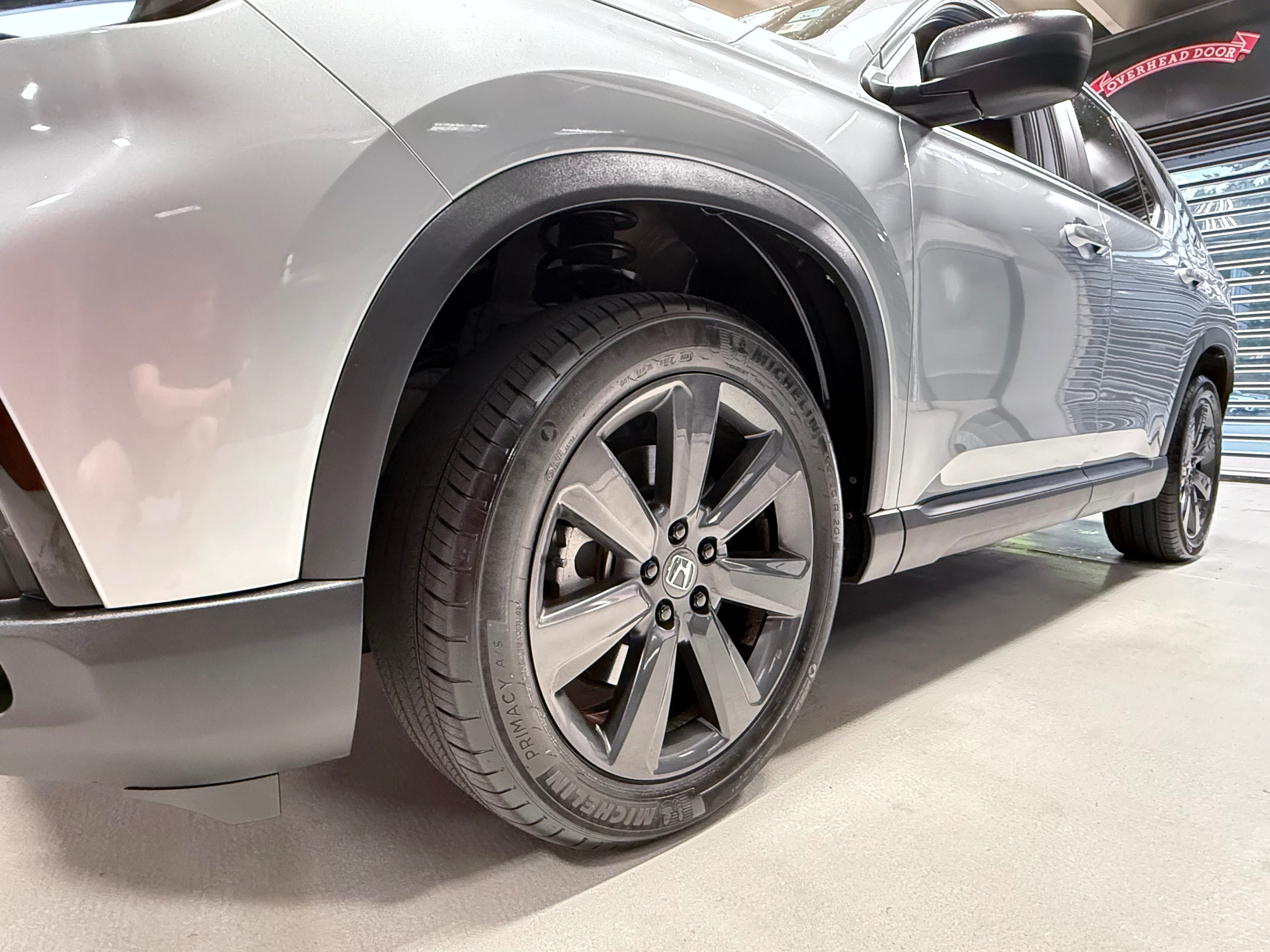 Used 2023 Honda Pilot Sport image 16