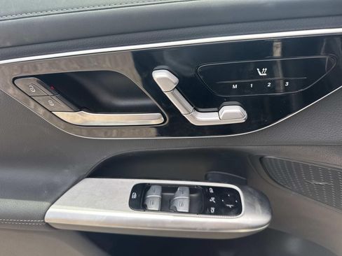 Used 2026 Mercedes-Benz GLC 300 4MATIC image 22