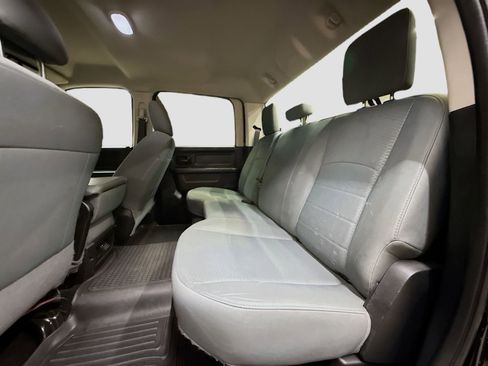 Used 2017 RAM 2500 Tradesman w/ Chrome Appearance Group AWD/4WD image 25