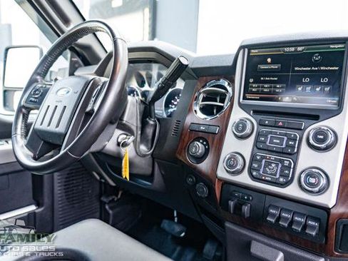 Used 2016 Ford F350 Lariat w/ Chrome Package image 28