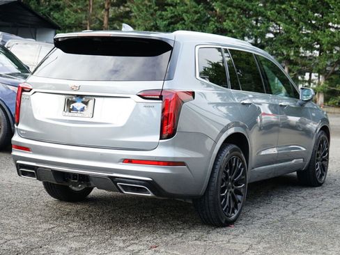 Used 2020 Cadillac XT6 Premium Luxury w/ Platinum Package image 5