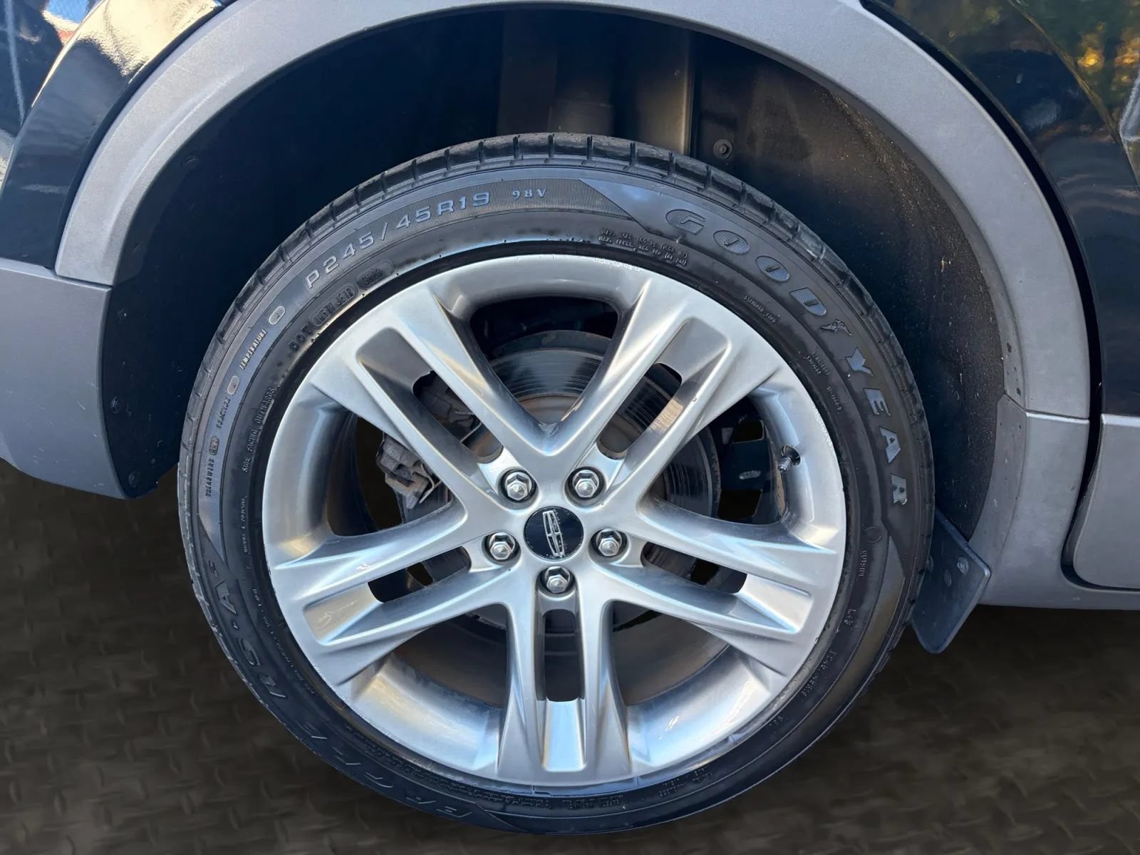 Used 2017 Lincoln MKC Reserve AWD/4WD image 40