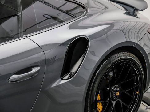 Used 2017 Porsche 911 Turbo S image 19