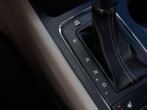 Used 2017 Kia Sedona LX w/ LX Essentials Premium Package image 40