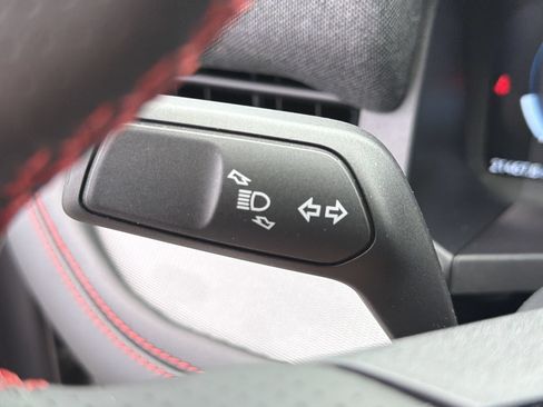 Certified 2025 Ford Explorer ST-Line RWD image 17