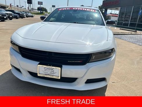 Used 2023 Dodge Charger SXT RWD image 3