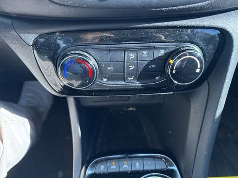 Used 2023 Buick Encore GX Preferred w/ Cold Weather Comfort Package image 14