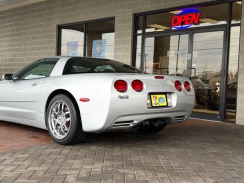 Used 1998 Chevrolet Corvette Coupe image 46