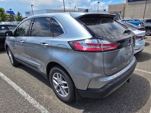 Used 2024 Ford Edge SEL w/ Class II Trailer Tow Package AWD/4WD image 3