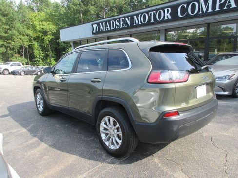 Used 2019 Jeep Cherokee Latitude w/ Popular Appearance Group FWD image 7
