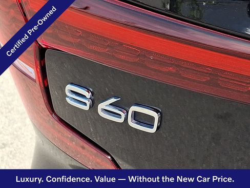 Certified 2025 Volvo S60 B5 Plus AWD/4WD image 30