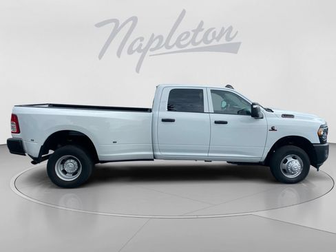 Used 2024 RAM 3500 Tradesman w/ Bed Utility Group AWD/4WD image 7
