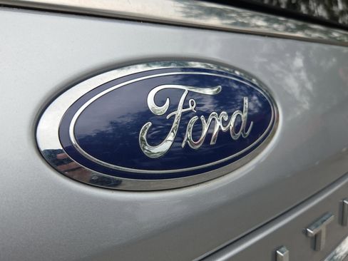 Used 2024 Ford Expedition Limited RWD image 31