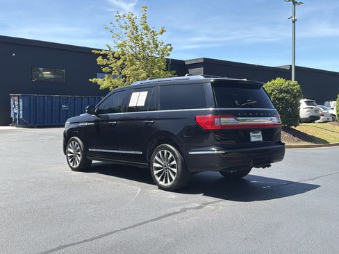 Used 2020 Lincoln Navigator Reserve w/ Luxury Package AWD/4WD image 16