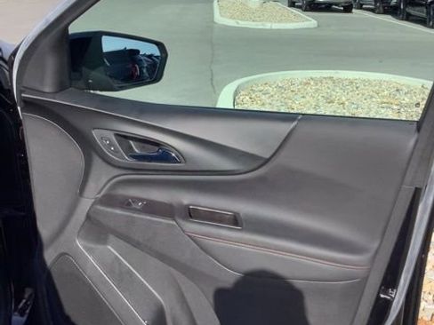 Used 2022 Chevrolet Equinox RS w/ RS Leather Package image 23