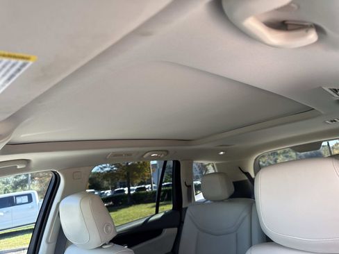 Certified 2025 Cadillac XT6 Premium Luxury image 24