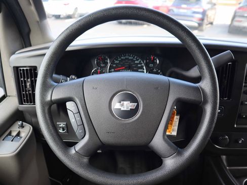 Used 2023 Chevrolet Express 2500 w/ Driver Convenience Package image 14