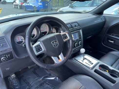 Used 2012 Dodge Challenger R/T RWD image 19