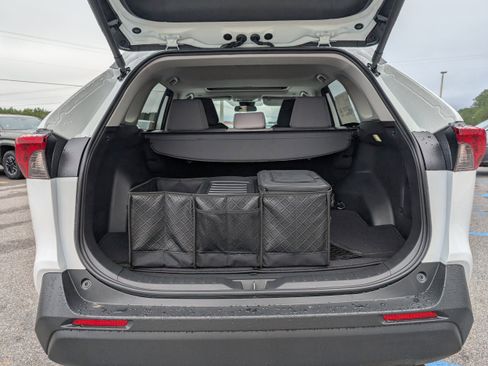 New 2025 Toyota RAV4 XLE w/ Convenience Package image 29