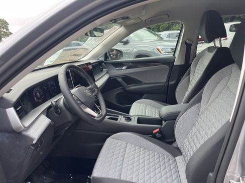 New 2025 Volkswagen Tiguan S image 7