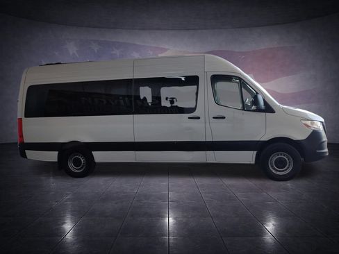 Used 2026 Mercedes-Benz Sprinter 2500 image 4