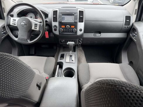 Used 2015 Nissan Frontier PRO-4X AWD/4WD image 8