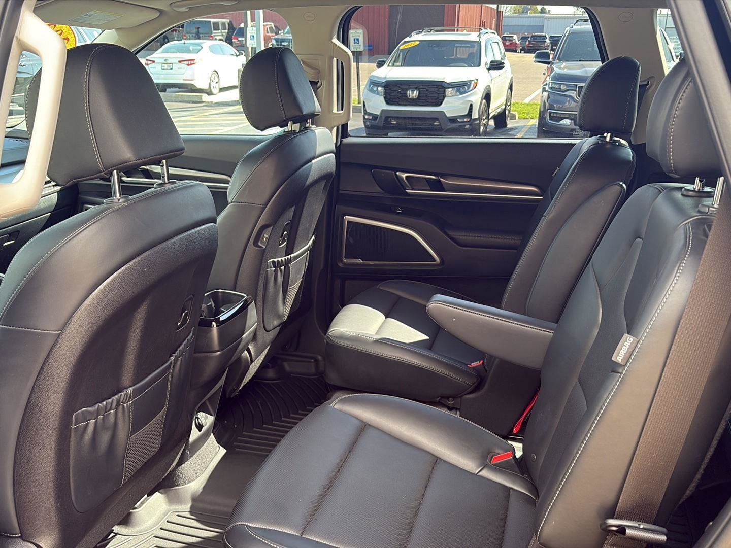 Used 2024 Kia Telluride S w/ S Sunroof Package AWD/4WD image 29