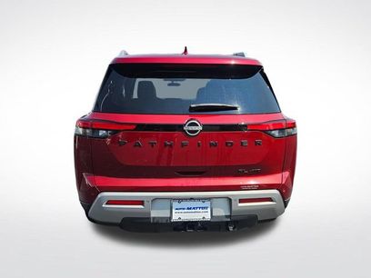 Used 2023 Nissan Pathfinder SL w/ SL Premium Package