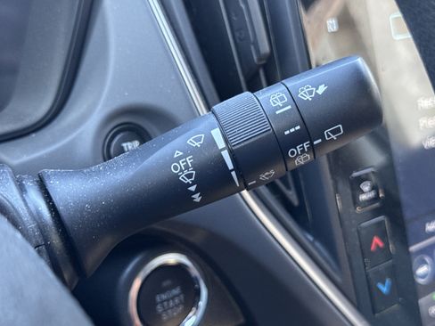 Certified 2024 Subaru Crosstrek 2.0i Premium image 16