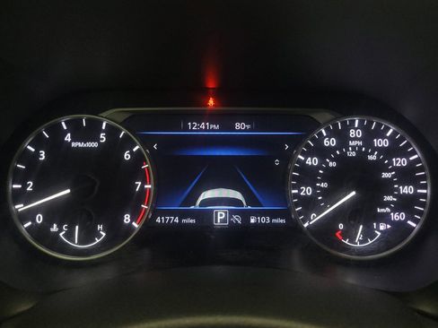 Used 2025 Nissan Sentra SV FWD image 23