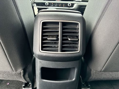 Used 2024 Kia Sportage LX image 16